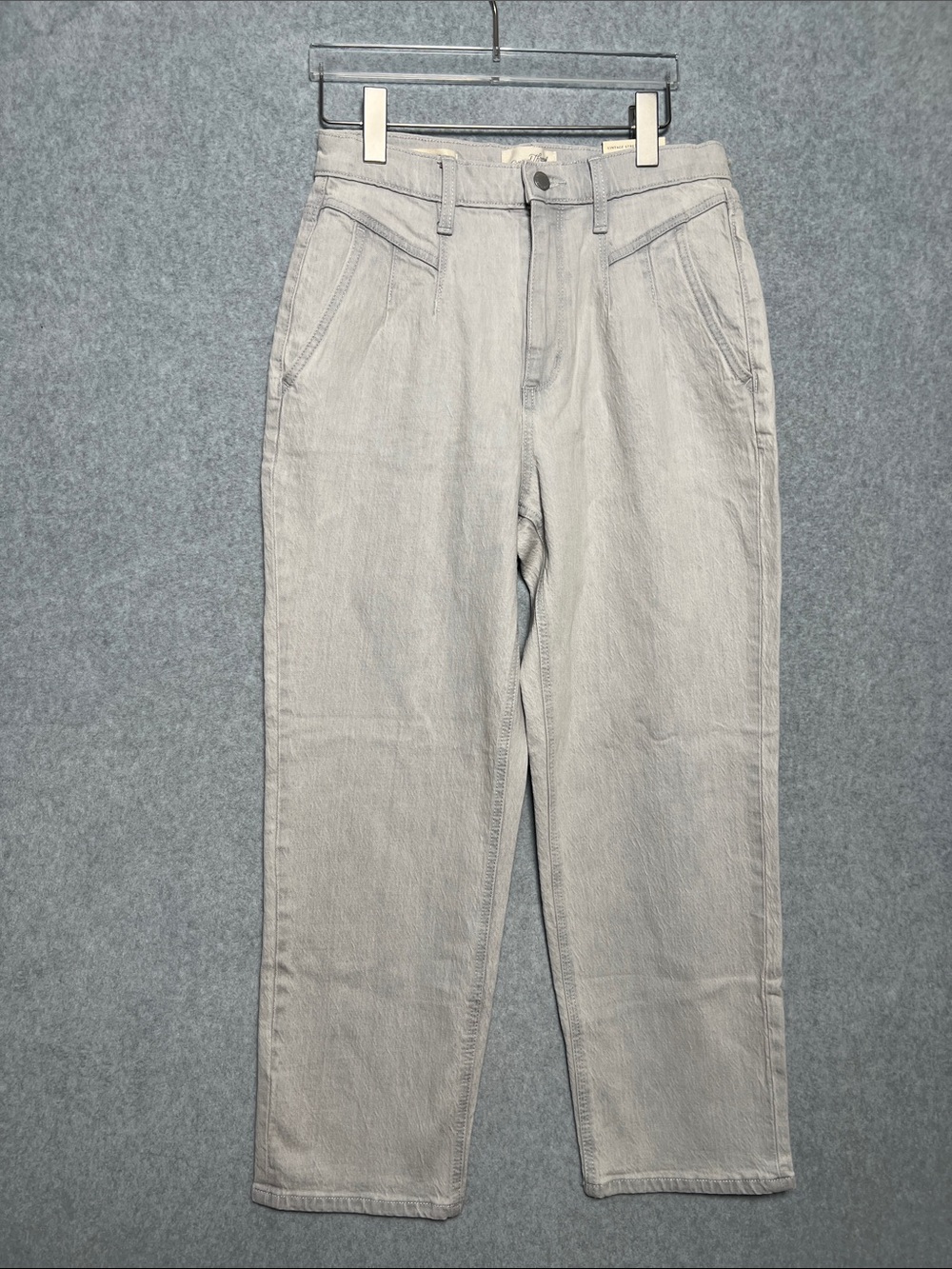 Universal Thread Women's Gray Vintage Straight Cropped Jeans NWT